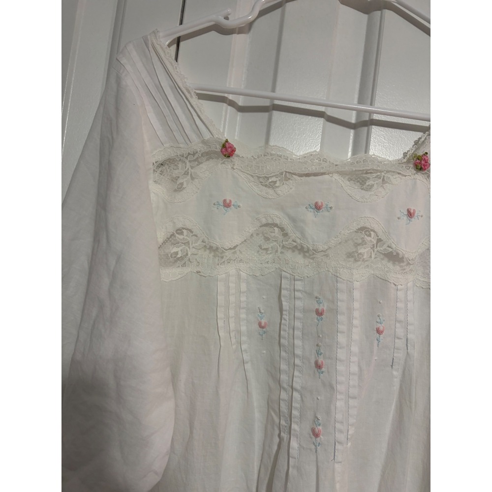 Vintage Nightgown Cottagecore Lace Floral Embroidered White Long Sleepwear L - Picture 4 of 10